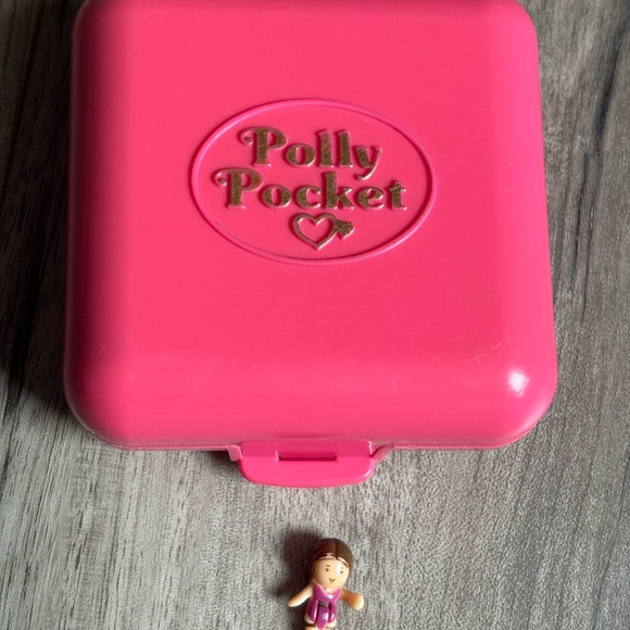 Vintage Polly Pocket with doll - Picture 8 of 8